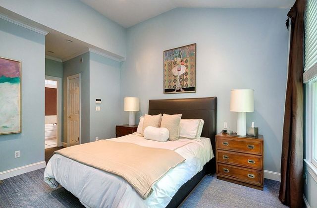 69 Carriage Hill Circle 69, Southborough, MA 01772
