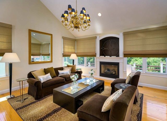 69 Carriage Hill Circle 69, Southborough, MA 01772