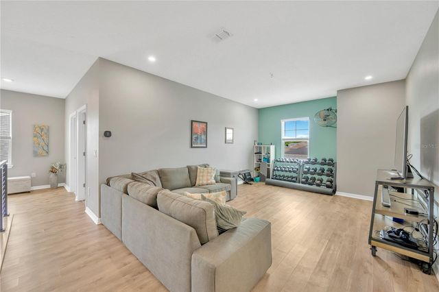 10814 WHITLAND GROVE DRIVE, Riverview, FL 33578