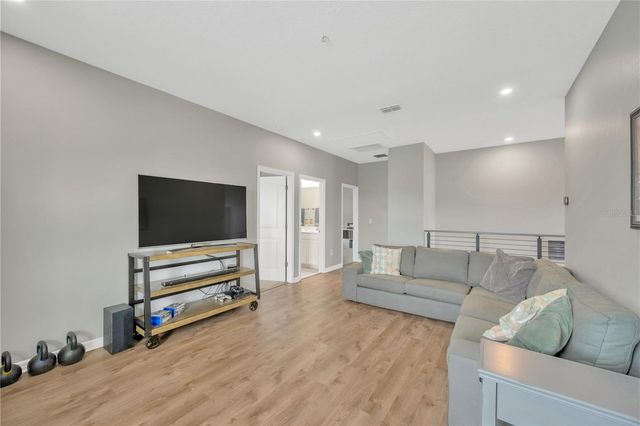 10814 WHITLAND GROVE DRIVE, Riverview, FL 33578