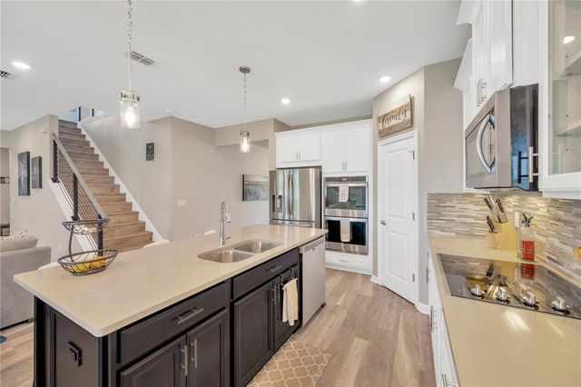 10814 WHITLAND GROVE DRIVE, Riverview, FL 33578