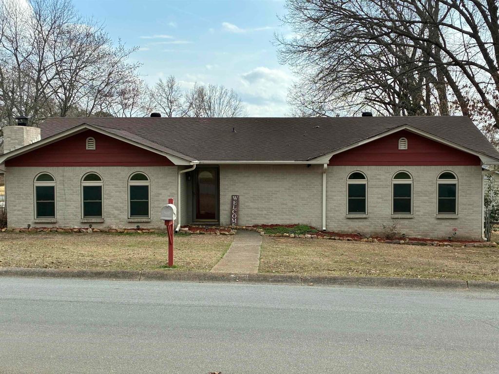 10707 Nuthatch Drive, Sherwood, AR 72120