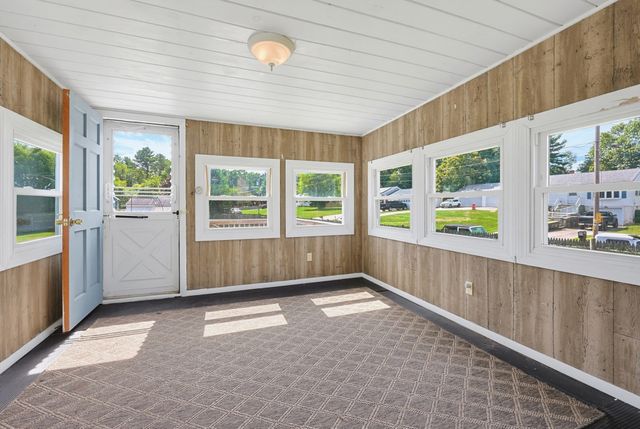 223 Reed Rd, Westport, MA 02790