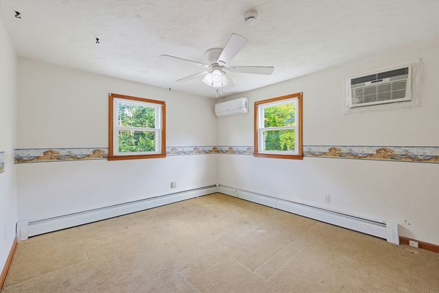 223 Reed Rd, Westport, MA 02790