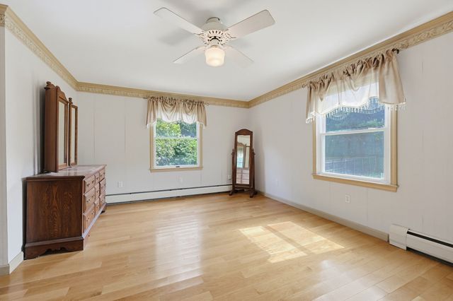 223 Reed Rd, Westport, MA 02790