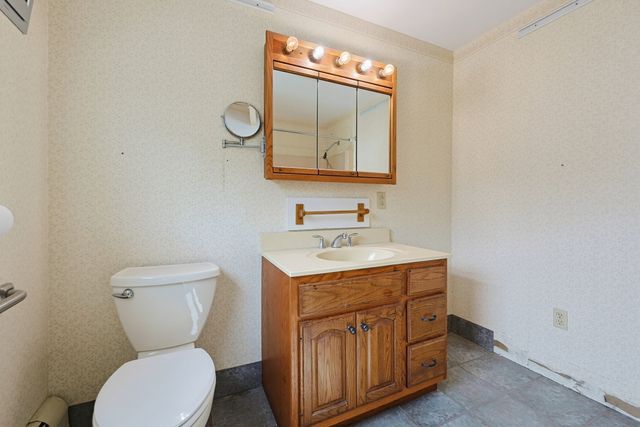 223 Reed Rd, Westport, MA 02790