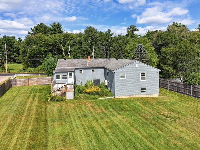 223 Reed Rd, Westport, MA 02790
