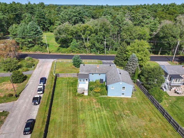 223 Reed Rd, Westport, MA 02790