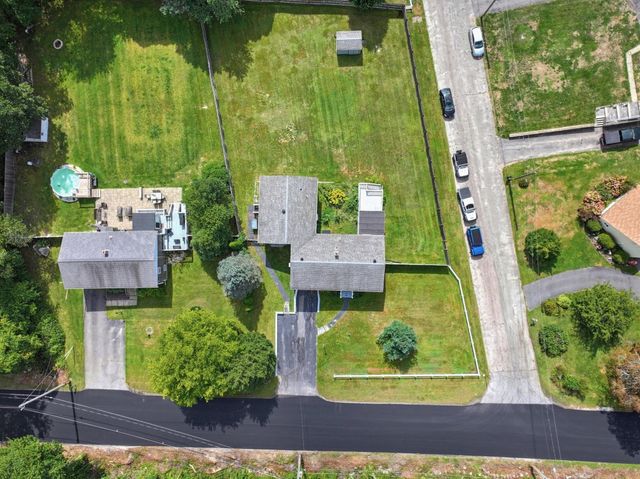 223 Reed Rd, Westport, MA 02790