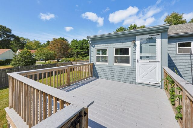223 Reed Rd, Westport, MA 02790