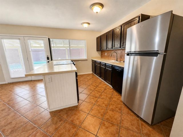 952 Lockhart Drive, Plano, TX 75023