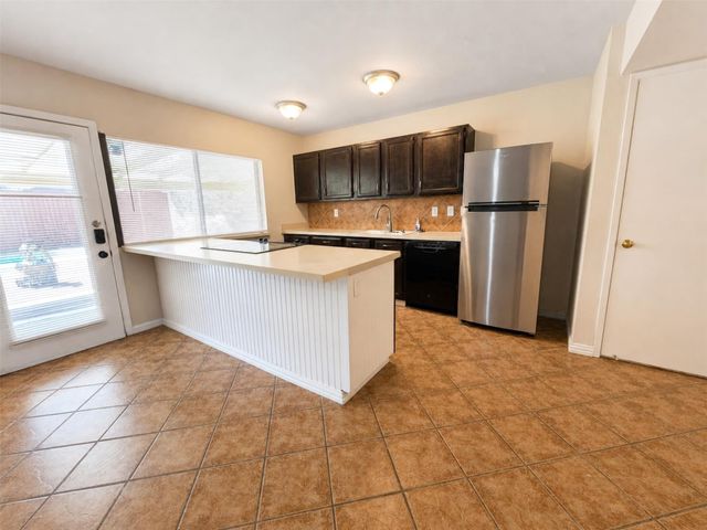 952 Lockhart Drive, Plano, TX 75023