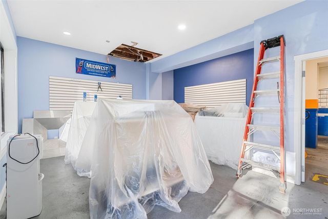 108 S 108th Street, Seattle, WA 98168