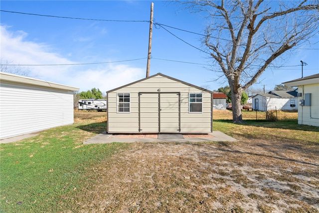 2600 Countiss Dr, Corpus Christi, TX 78410