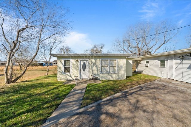 2600 Countiss Dr, Corpus Christi, TX 78410