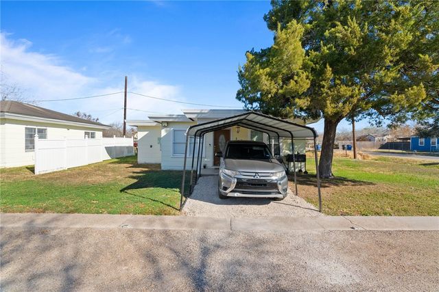 2600 Countiss Dr, Corpus Christi, TX 78410