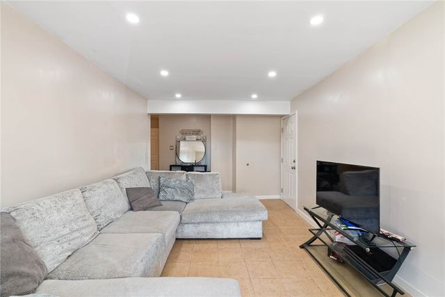 2600 Countiss Dr, Corpus Christi, TX 78410