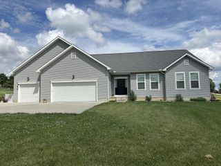 2434 Pickerington Road, Carroll, OH 43112