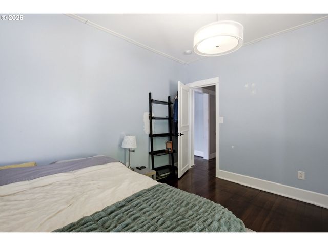 14827 Se RIVER Rd, Milwaukie, OR 97267