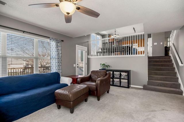 620 SE Sumpter Drive, Lee's Summit, MO 64063