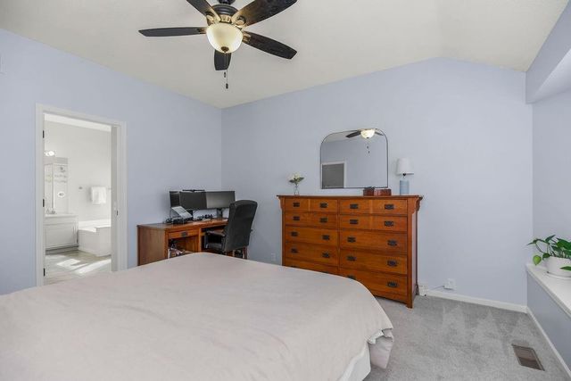 620 SE Sumpter Drive, Lee's Summit, MO 64063