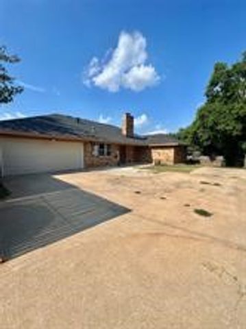 1325 Florentine Drive, Fort Worth, TX 76134