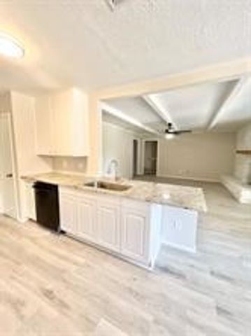 1325 Florentine Drive, Fort Worth, TX 76134