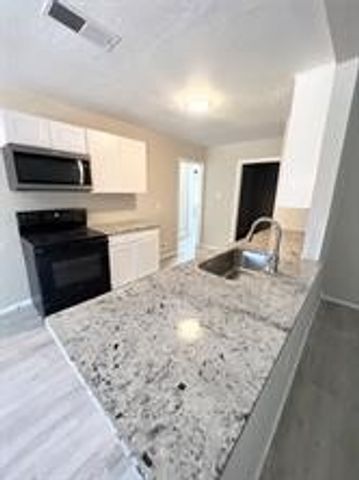 1325 Florentine Drive, Fort Worth, TX 76134