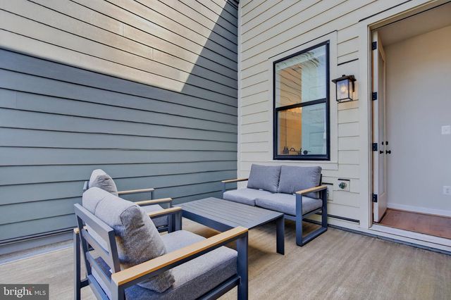 4971 EISENHOWER AVE, Alexandria, VA 22304
