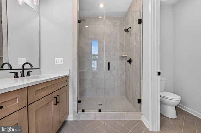 4971 EISENHOWER AVE, Alexandria, VA 22304