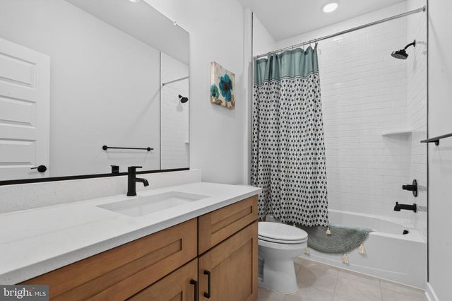 4971 EISENHOWER AVE, Alexandria, VA 22304