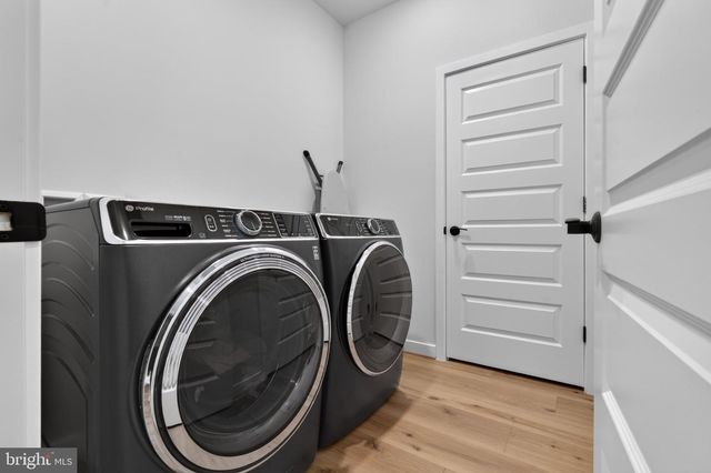4971 EISENHOWER AVE, Alexandria, VA 22304