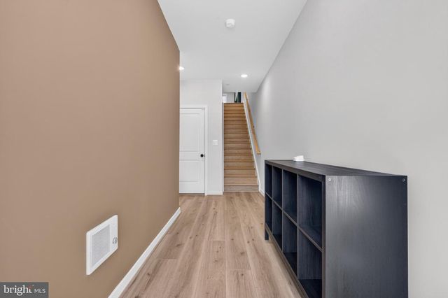 4971 EISENHOWER AVE, Alexandria, VA 22304