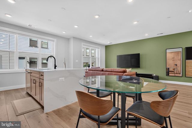 4971 EISENHOWER AVE, Alexandria, VA 22304