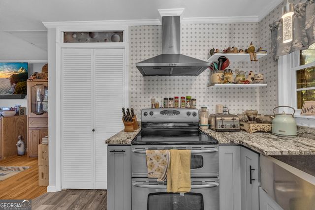 62 Oak Street, Elberton, GA 30635