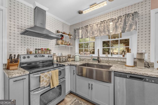 62 Oak Street, Elberton, GA 30635