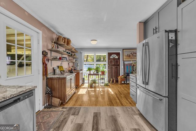 62 Oak Street, Elberton, GA 30635