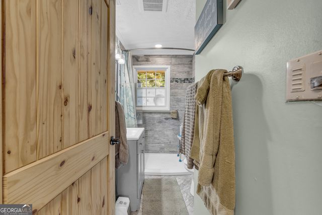 62 Oak Street, Elberton, GA 30635