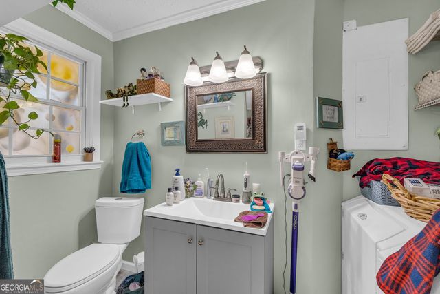 62 Oak Street, Elberton, GA 30635