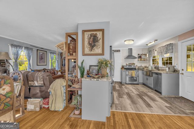 62 Oak Street, Elberton, GA 30635