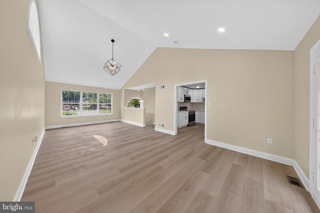 300 PARK LN, Wilmington, DE 19804