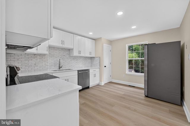 300 PARK LN, Wilmington, DE 19804