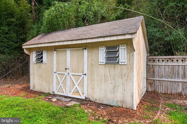 300 PARK LN, Wilmington, DE 19804