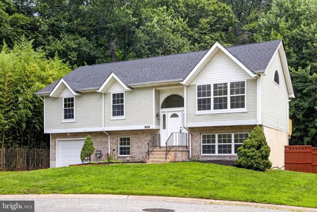 300 PARK LN, Wilmington, DE 19804