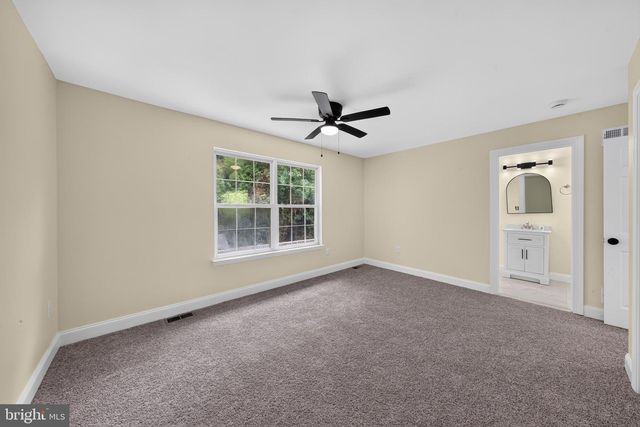 300 PARK LN, Wilmington, DE 19804