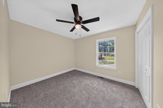 300 PARK LN, Wilmington, DE 19804