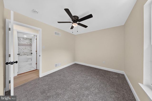 300 PARK LN, Wilmington, DE 19804