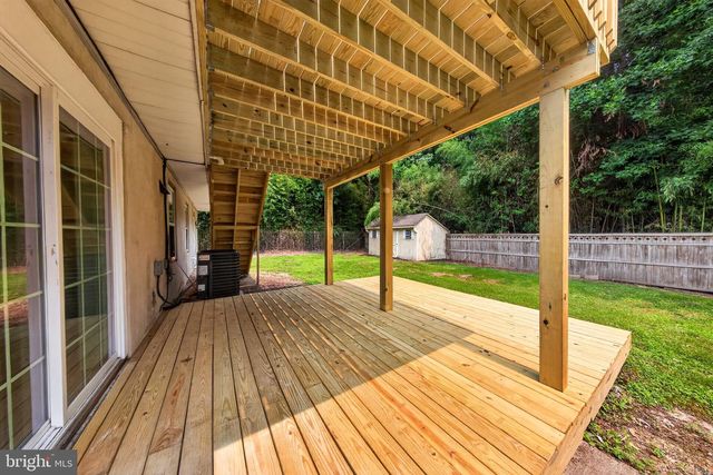 300 PARK LN, Wilmington, DE 19804