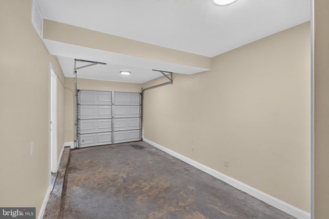 300 PARK LN, Wilmington, DE 19804