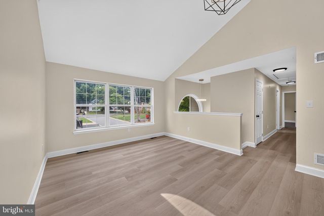 300 PARK LN, Wilmington, DE 19804